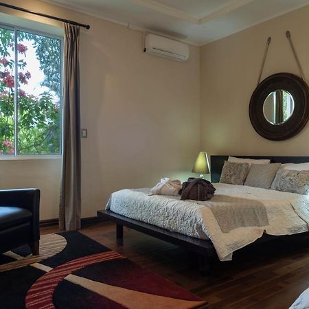Hotel Boutique Villa Toscana อเตนาส ภายนอก รูปภาพ