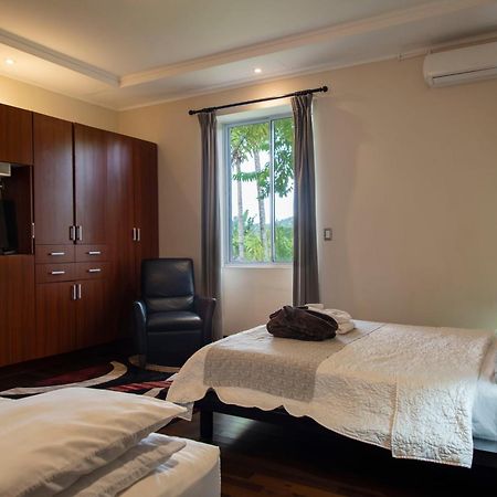 Hotel Boutique Villa Toscana อเตนาส ภายนอก รูปภาพ