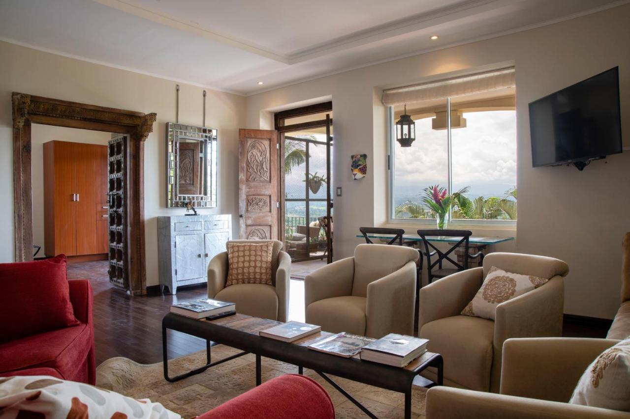 Hotel Boutique Villa Toscana อเตนาส ภายนอก รูปภาพ
