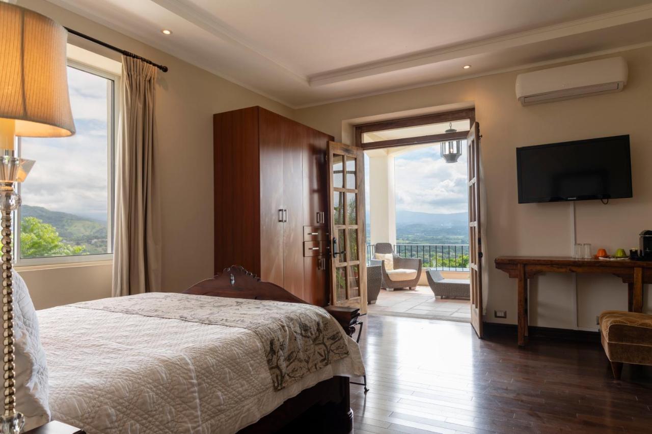 Hotel Boutique Villa Toscana อเตนาส ภายนอก รูปภาพ