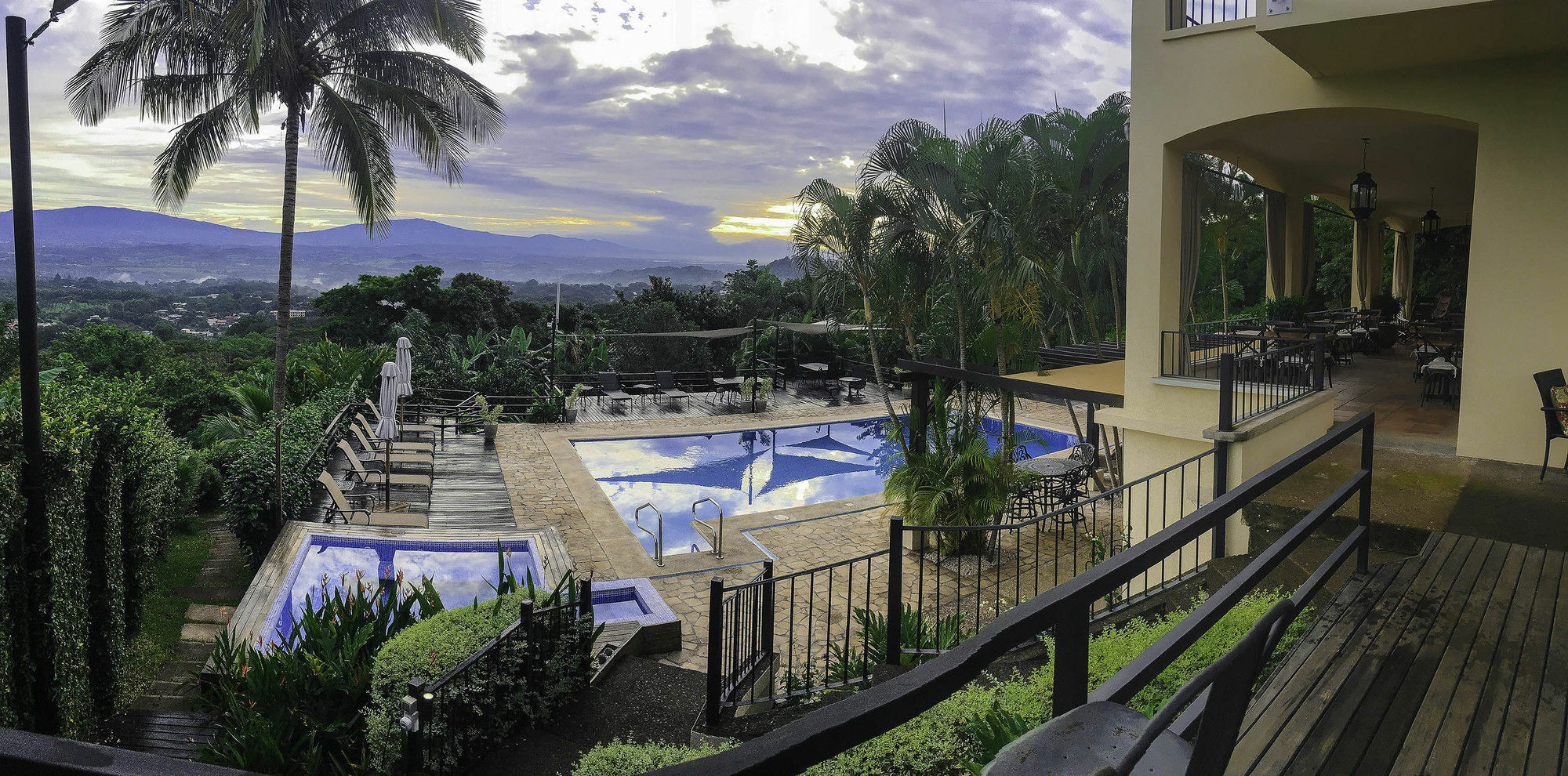 Hotel Boutique Villa Toscana อเตนาส ภายนอก รูปภาพ
