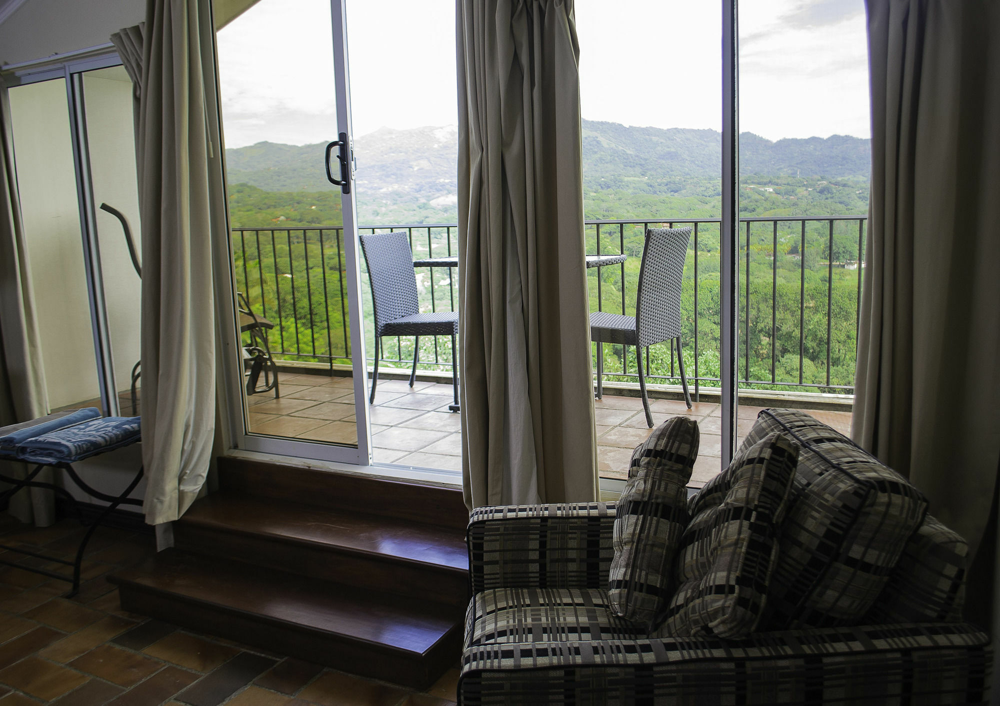 Hotel Boutique Villa Toscana อเตนาส ภายนอก รูปภาพ